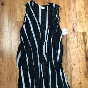 NWT Black & grey striped LuLaRoe Joy Large